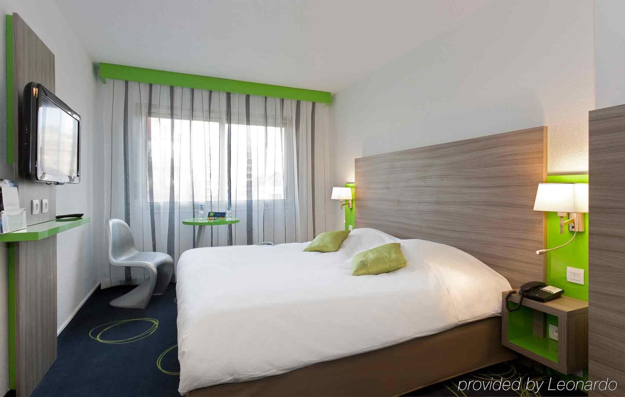 Ibis Styles Grenoble Centre Gare Hotel Exterior foto