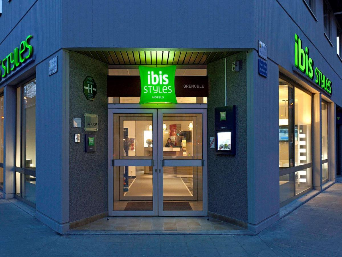 Ibis Styles Grenoble Centre Gare Hotel Exterior foto